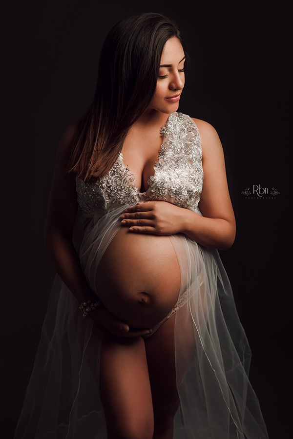 sesion fotos embarazada-sesion fotos embarazo-fotografo embarazadas-fotografia embarazadas madrid-reportaje embarazo-fotos estudio embarazadas